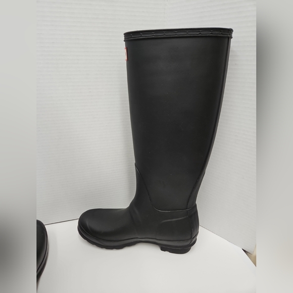 Hunter Black Women's Winter & Rain Boots - Picture 5 of 8